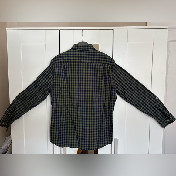 Men's Sonoma Green and Navy Checkered Button-Up Shirt- Medium - Picture 6 of 9